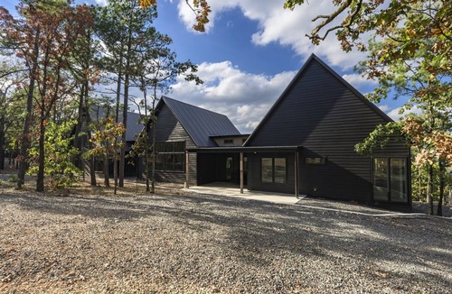 Pickens Cabin | The George|Modern Luxury|Sleeps 22|Spectacular Views