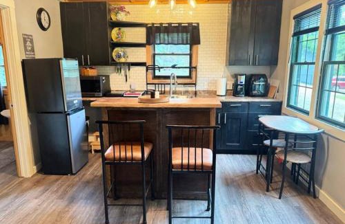 Eureka Springs House | The Holler Cabin