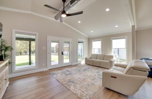 Emory House | The HQ’ Lake Fork Home w/Shared Dock!