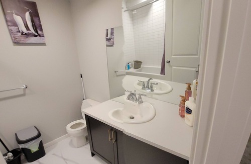 Southeast Calgary Apartment | The ideal one-bedroom apartment is located in SE Calgary.