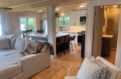 Minden Hills Cottage | The Lakeside Hideaway
