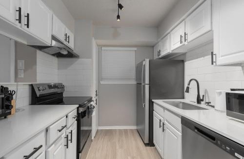 North Arlington Apartment | The Landry 163 Spacious and Cozy 1 Bedroom 1bth