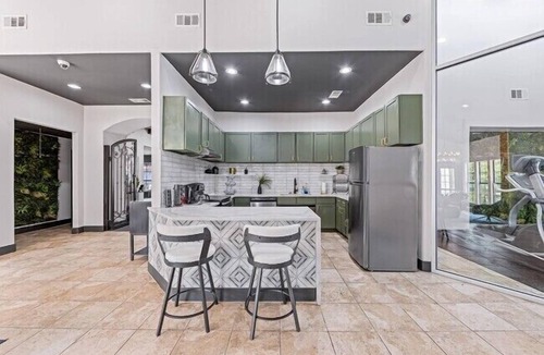 North Arlington Apartment | The Landry 184 | Spacious and Cozy 1 Bedroom 1bth