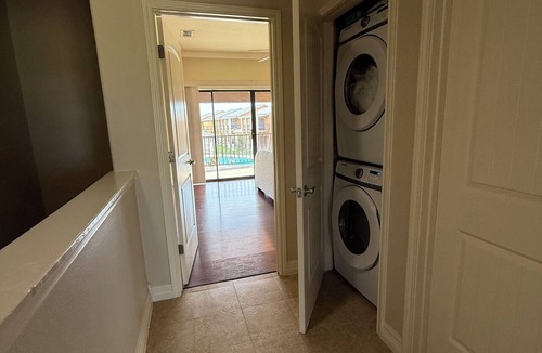 Bonanza House | The Laredo Oasis. 2-bedroom townhome