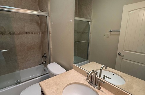 Bonanza House | The Laredo Oasis. 2-bedroom townhome