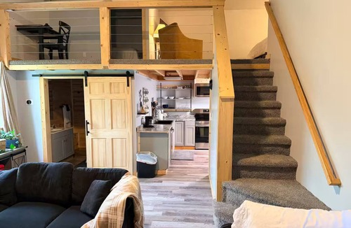 Valdez Apartment | The Last Frontier Loft