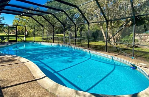 Cat Spring Apartment | The Magnolia Suite Escape to an Authentic Texas Ranch with Unique Activities!
