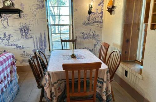 Hays House | The Parsonage 1873