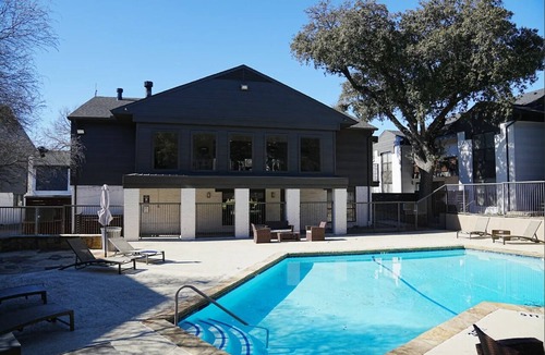 Lake Highlands Apartment | The Paxton | Modern 2BR Retreat