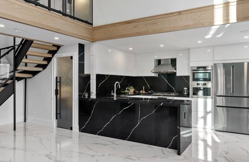 Humber Bay Condo | The Refinery at Warehouse Lofts