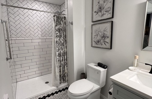 Coboconk House | The Saucy Willow Inn and Cottages