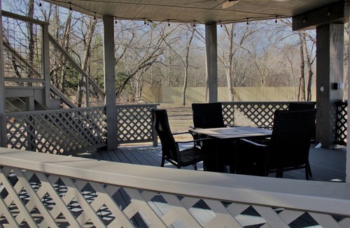 Canton House | The Silver Spur Resort