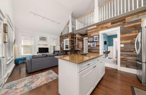 Cherry Valley House | The Sparrow - 32 Meadow View