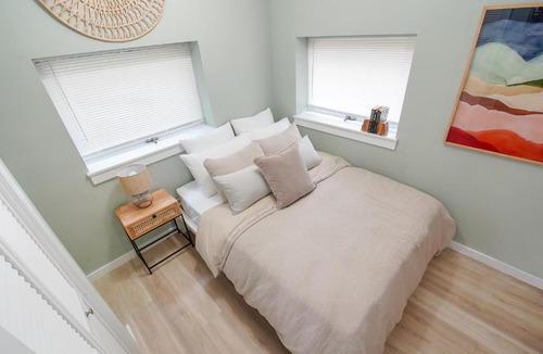 Lawrence Apartment | The StayAwhile Studio