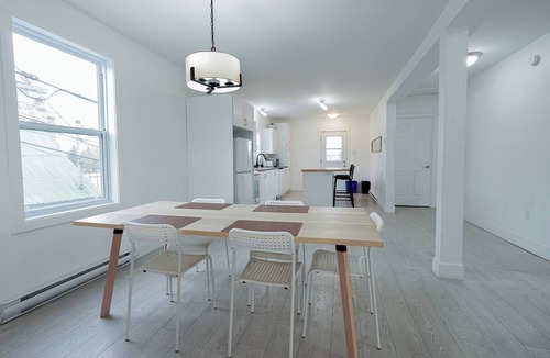 Loretteville Apartment | The Sunday Hideaway | Parking | Wi-Fi | Terrace