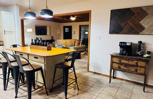 Quitman House | This special place is close to everything, making it easy to plan your visit.