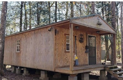 Summit Cabin | Tiny Home located on the Bogue Chitto River
