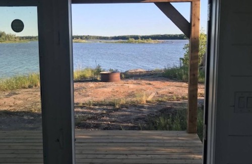 Little Bullhead Apartment | Tiny lakefront cabin at Loon Straits on Lake Winnipeg. Perfect for couples!