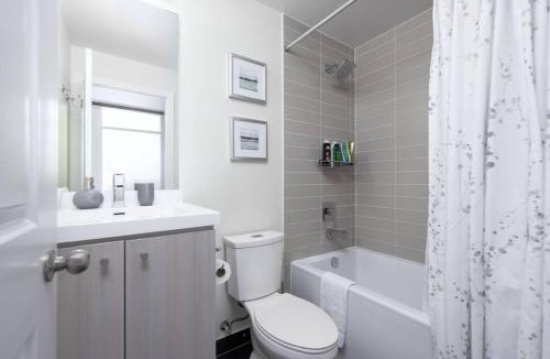 Old Town Apartment | Toronto Condo with a View, St. Lawrence Market