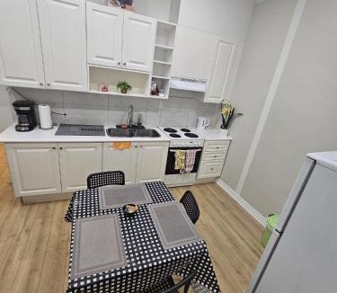 Fashion District House | Toronto Suites Downtown Entertainment District