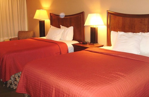 Tulsa Hotel | Trade Winds Central Inn