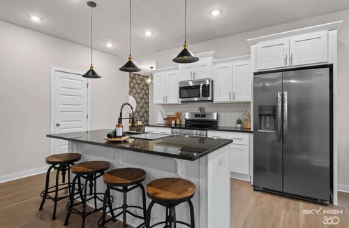 Bella Vista House | Trailside Home | Back 40 + OZ Trails Access