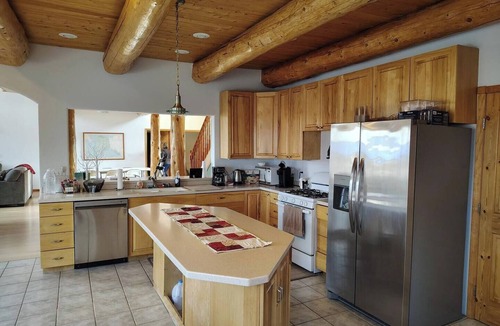 Kalifornsky Cabin | Tranquil lodge with a million-dollar view in Kenai - 4 bedrooms available