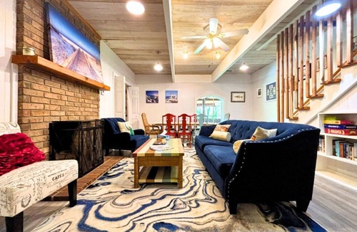 Zion House | Tranquil retreat on 16 acres sleeps 10 guests.