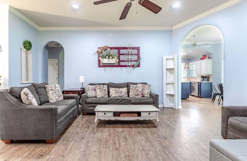 Waco House | Tranquil Retreat with Sky Views: The Vesper House 14 mins to downtown