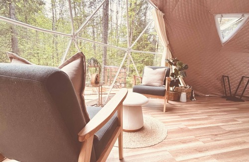 Bonnechere Valley Cabin | TRANQUILITY DOME OFFGRID GLAMPING RETREAT IN PRIVATE FOREST!