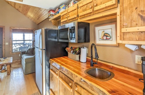 Mountain View Cabin | Treehouse Thyme - total privacy in woods