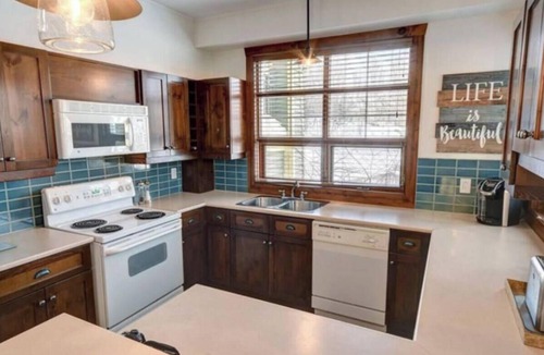 Tremblant-Les-Eaux Apartment | Tremblant-Les-Eaux 209-2