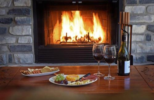 Tremblant-Les-Eaux Ski Chalet | Tremblant-Les-Eaux C2