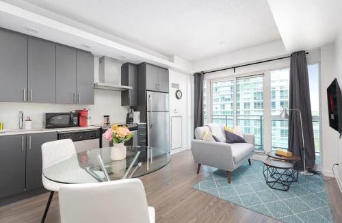 Humber Bay Apartment | Trendy 1BR Condo Steps to Toronto Waterfront