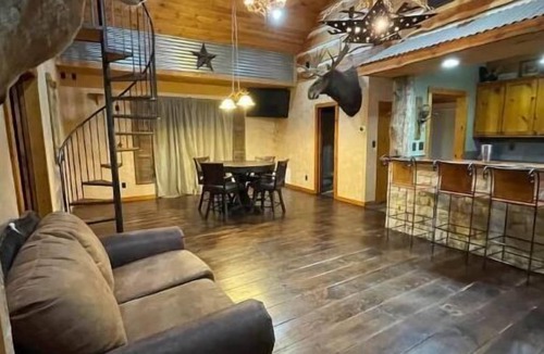 Era House | Trophy House