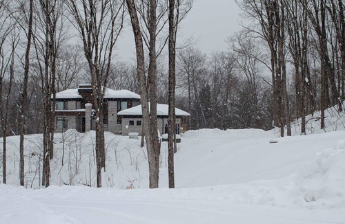 Dwight Cottage | Twilight Pines - Four Bedroom Cottage, Sleeps 8