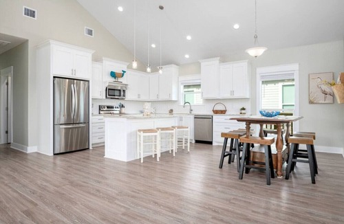 Crystal Beach House | Two Adjacent Cabins, Sleeps 18