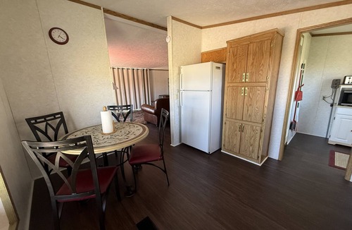 Buncombe Cottage | Two bedroom, two full bath cottage in rural Southern Illinois.