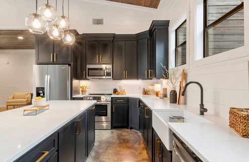 Pickens Cabin | Two-Cabin Escape for Reunions and Celebrations