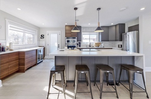 Bradford House | Ultimate Family-Friendly Smart Home Retreat with Private Playground, Office
