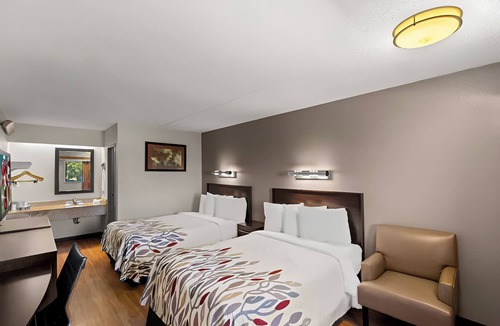 Irving Hotel | Ultimate Convenience near Six Flags & Stadiums! Free Shuttle, Parking | 4 Units