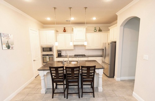 Irving House | Under new management :Luxury home :Irving/Las Colinas/DFW Airport