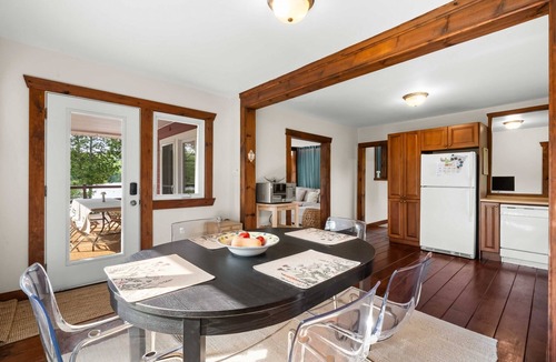 Saint-Mathieu-du-Parc Cabin | Unique private Island, islet Chouette