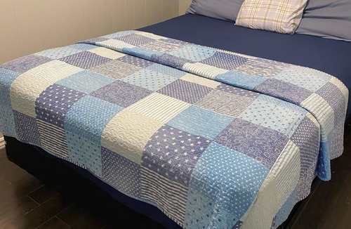 Wasaga Beach Cabin | Unit 12 | Fun Beach Stay | BBQ, Fire Pit