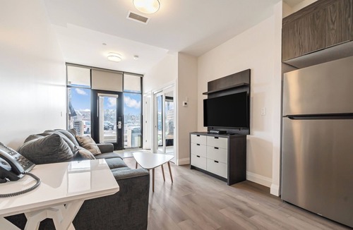 Rouge Apartment | Unit 2 - Modern Fully Furnished 1 Bedroom Apartment