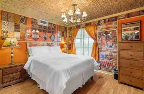Liberty Hill Hotel | Unit 6 Fun Whimsical 2-Bedroom Stay by the River!