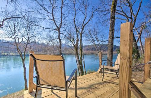 Calico Rock House | Updated Cabin on White River by Boat Landing!