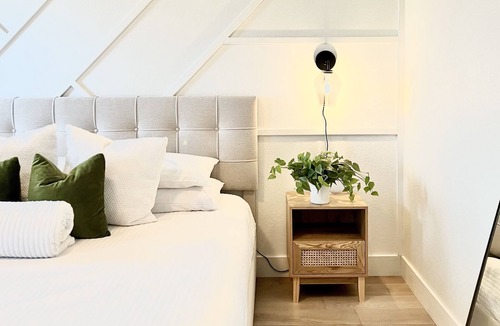 Thornton House | Updated Great Location Beautiful New House