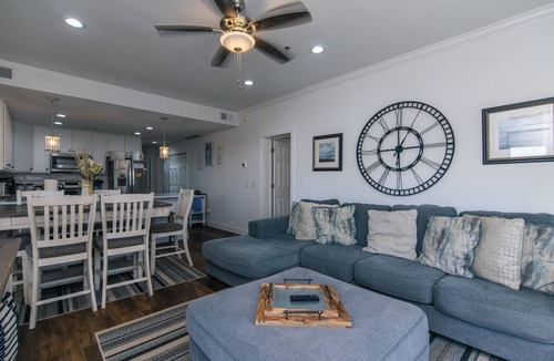 Edisto Island Condo | Updated Second Floor Condo w/Free Pool Access; Direct Beach Access; Cable TV/WiFi Access