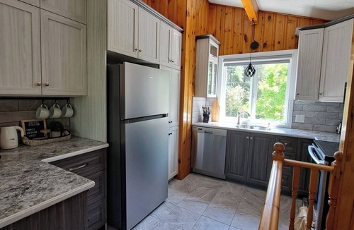 Saint-Alphonse-Rodriguez Ski Chalet | Very quiet waterfront cottage. Ideal for families.